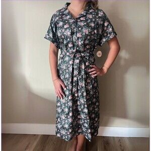 1960s Deadstock Vintage Black Floral Romantic Shirt House Dress sz 26.5